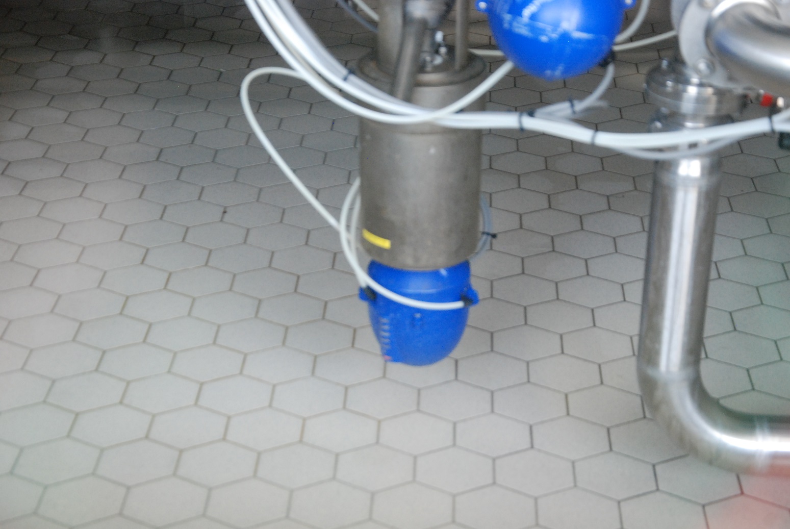 Nền gạch chống axit