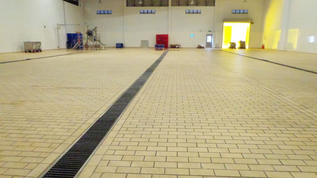 Nền gạch chống axit