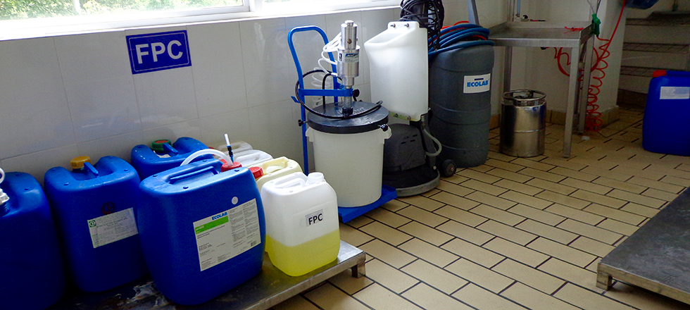 nen-cong-nghiep-chong-axit-chong-hoa-chat-3