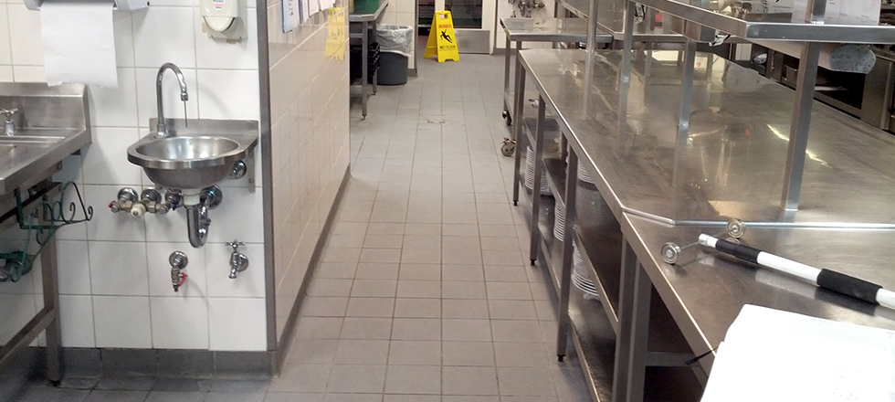 nen-nha-bep-chong-hoa-chat-4